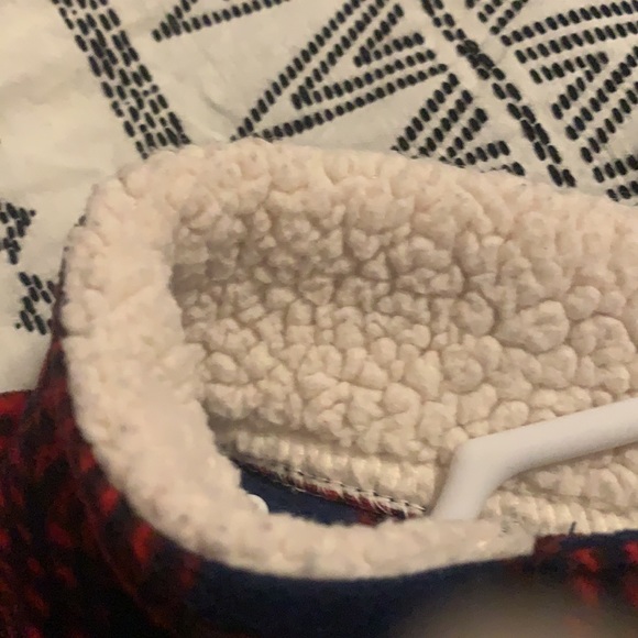 Carter’s Boys 18 Month Boys Sherpa Neck Pullover - Picture 5 of 5